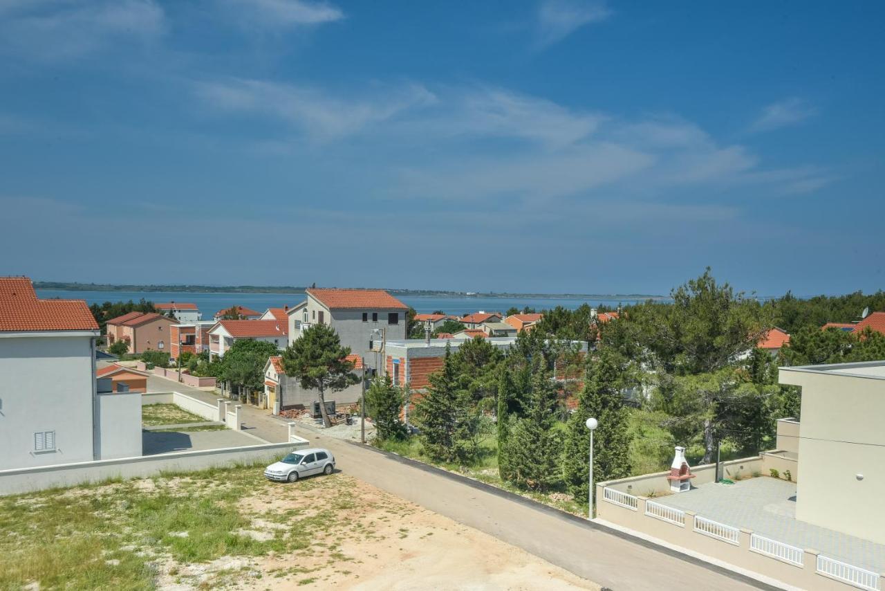 Apartments Sandrina Vrsi Bagian luar foto
